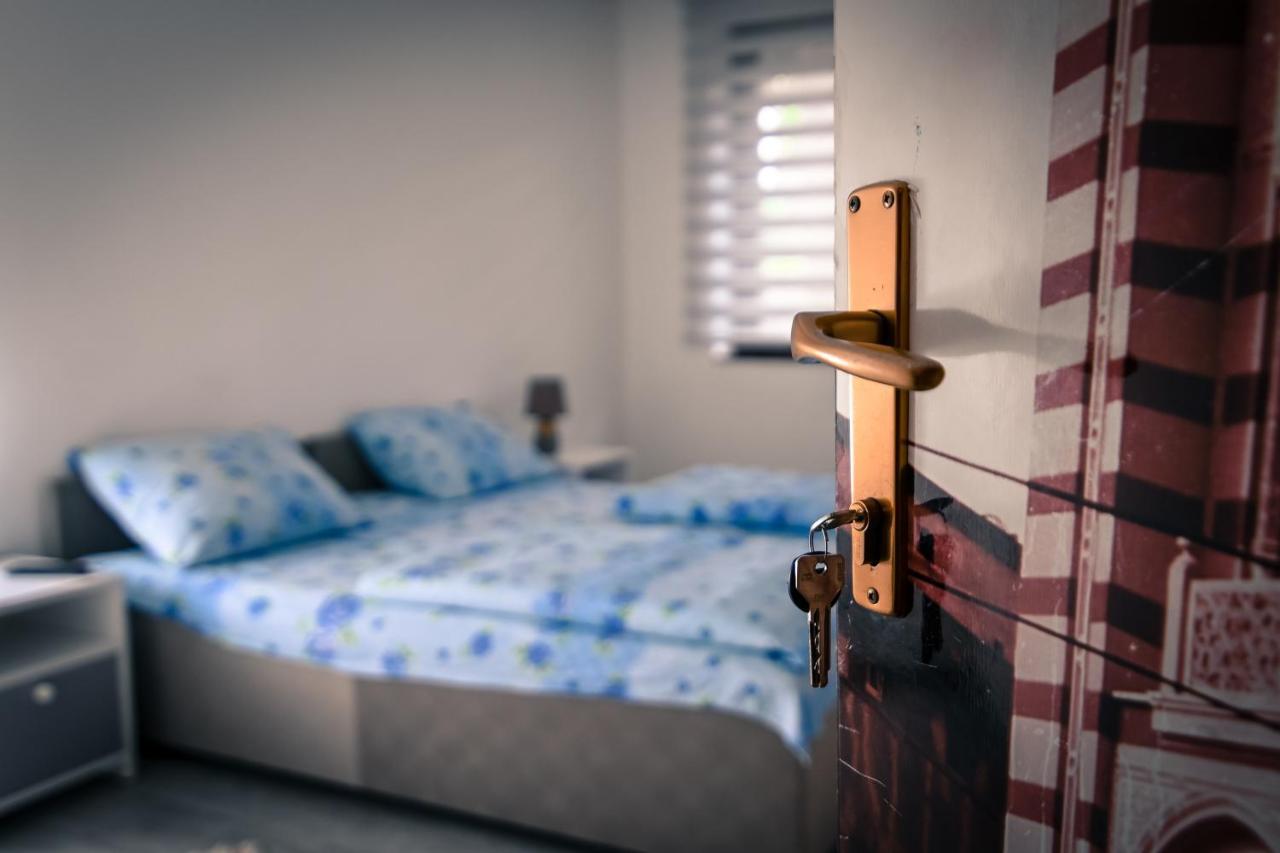 Marko Polo Apartment Сараево Экстерьер фото
